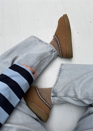 W Tasman shoe Chestnut UGG